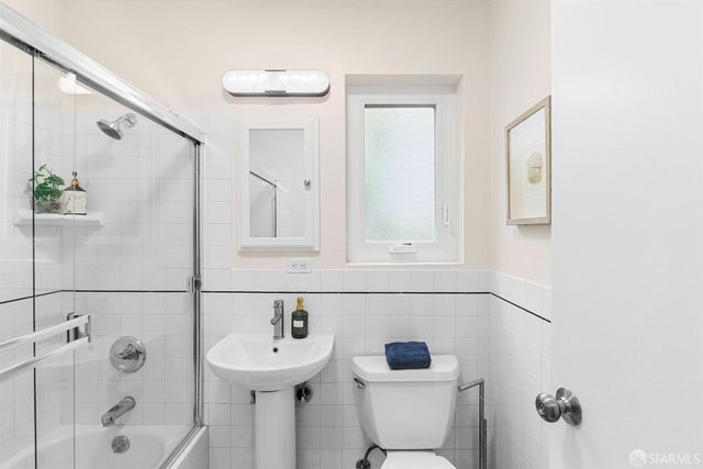 3258 Market Street 4, San Francisco, CA 94131