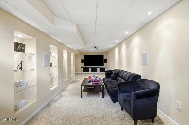 3817 Bridge Creek Boulevard, Sylvania, OH 43560