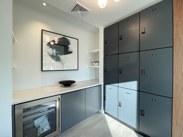 191 Washington St 301, Boston, MA 02135