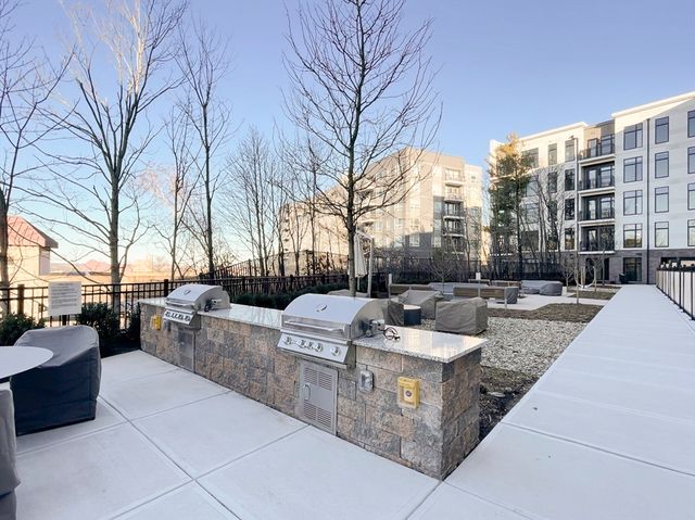 191 Washington St 301, Boston, MA 02135