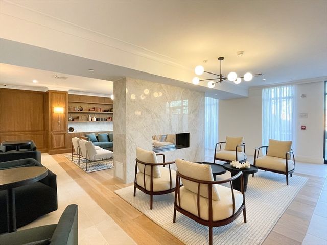 191 Washington St 301, Boston, MA 02135