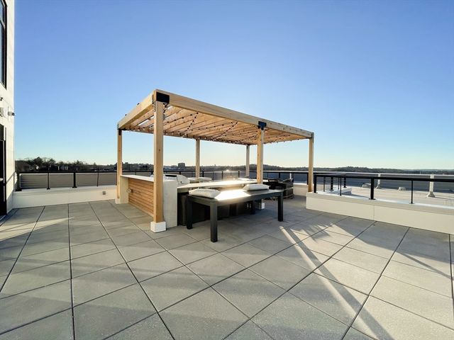 191 Washington St 301, Boston, MA 02135