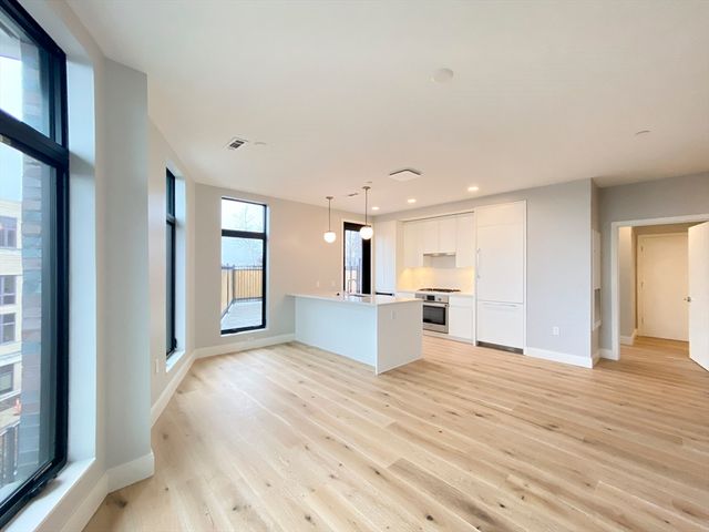 191 Washington St 301, Boston, MA 02135