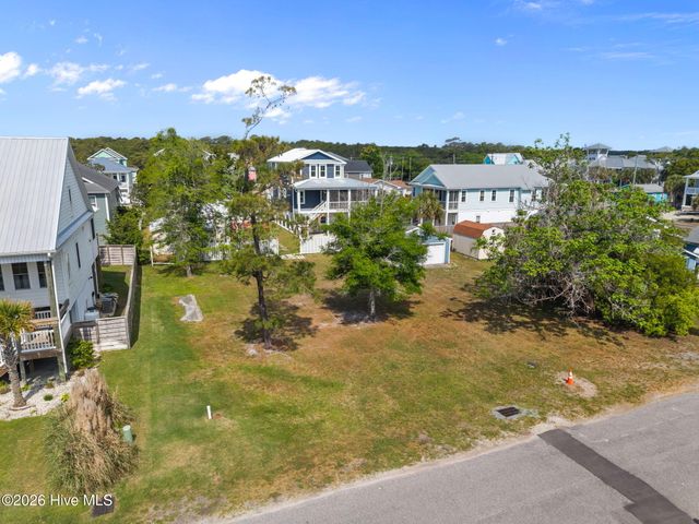 1408 Searay Lane, Carolina Beach, NC 28428