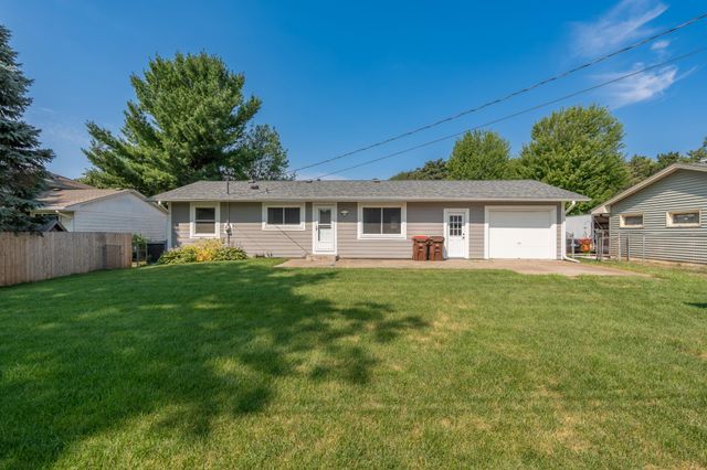 1449 Park Hills Court, Woodbury, MN 55125