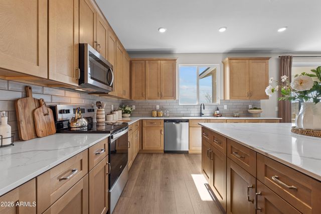 24063 W PUEBLO Avenue, Buckeye, AZ 85326