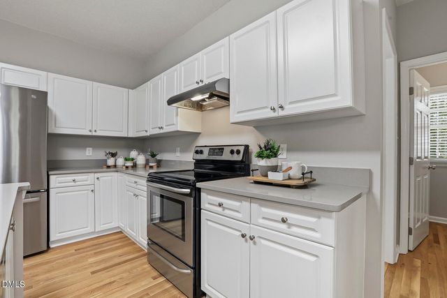 123 Streamview Drive, Cary, NC 27519