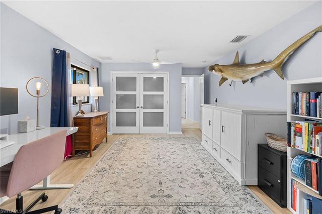 433 Golfview DR, Naples, FL 34110