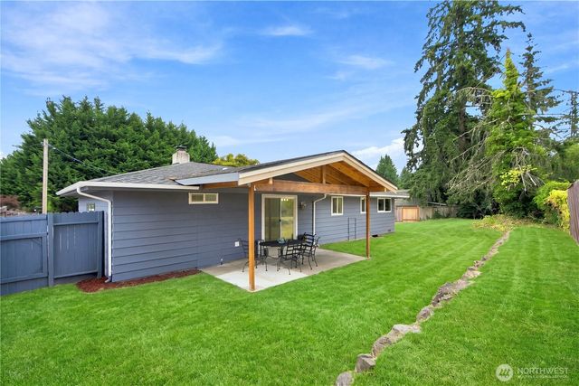 2525 Edmonds Avenue NE, Renton, WA 98056