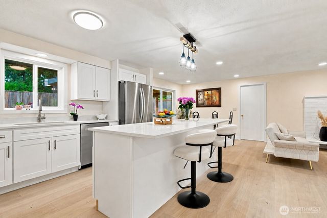 2525 Edmonds Avenue NE, Renton, WA 98056