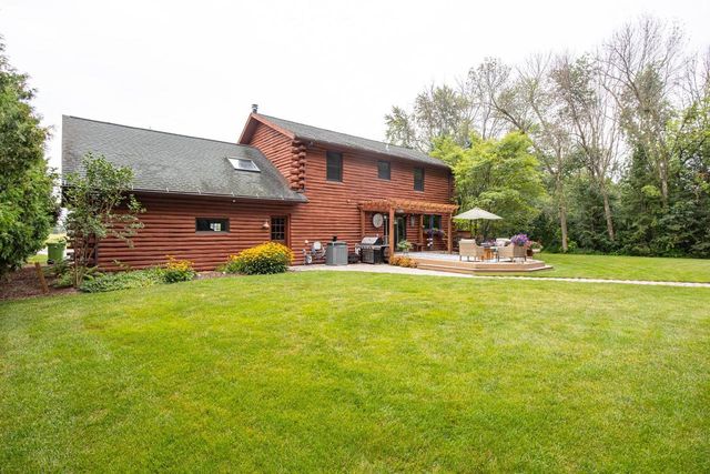 N8659 FIRELANE 10, Menasha, WI 54952