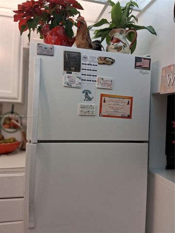 8841 NW Sunrise Lakes Blvd 112, Sunrise, FL 33322