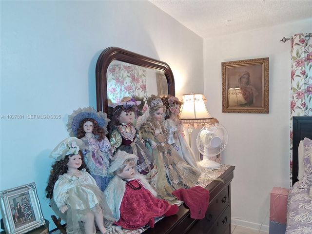 8841 NW Sunrise Lakes Blvd 112, Sunrise, FL 33322