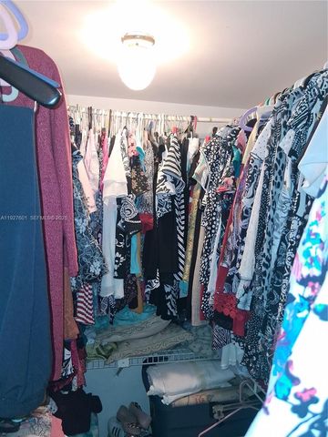 8841 NW Sunrise Lakes Blvd 112, Sunrise, FL 33322