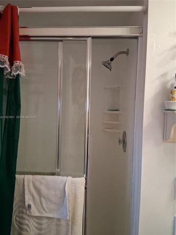 8841 NW Sunrise Lakes Blvd 112, Sunrise, FL 33322