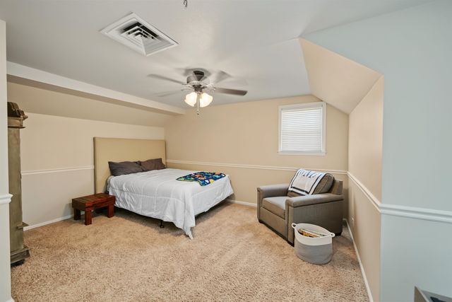 2226 Melrose Ln, Salina, KS 67401