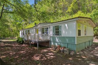599 S Glassy Mountain Road, Pickens, SC 29671