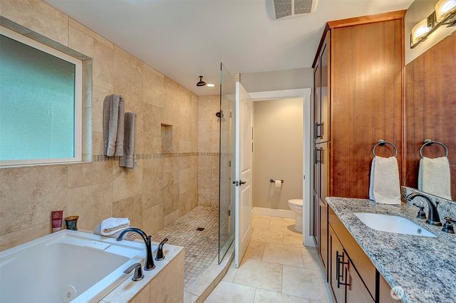 5235 279th Avenue NE, Redmond, WA 98053