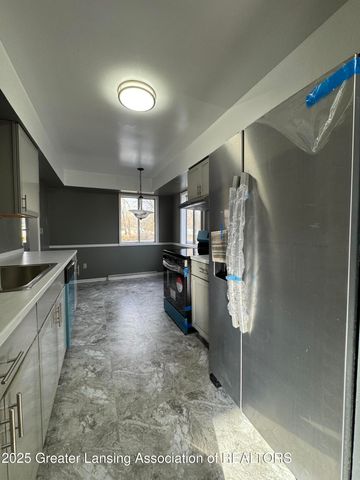 1729 Reo Road, Lansing, MI 48910