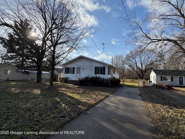 1729 Reo Road, Lansing, MI 48910