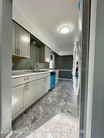 1729 Reo Road, Lansing, MI 48910