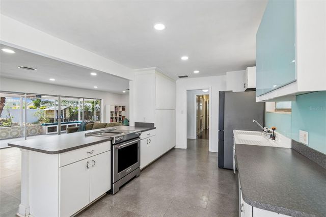 1512 S RICHARD AVENUE, Tampa, FL 33629