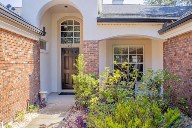 601 SHADY POINT WAY, Deland, FL 32724