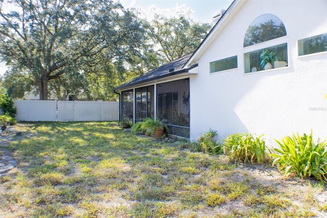 601 SHADY POINT WAY, Deland, FL 32724