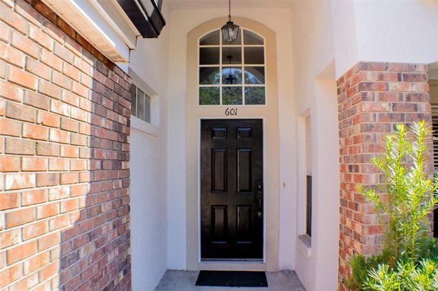 601 SHADY POINT WAY, Deland, FL 32724