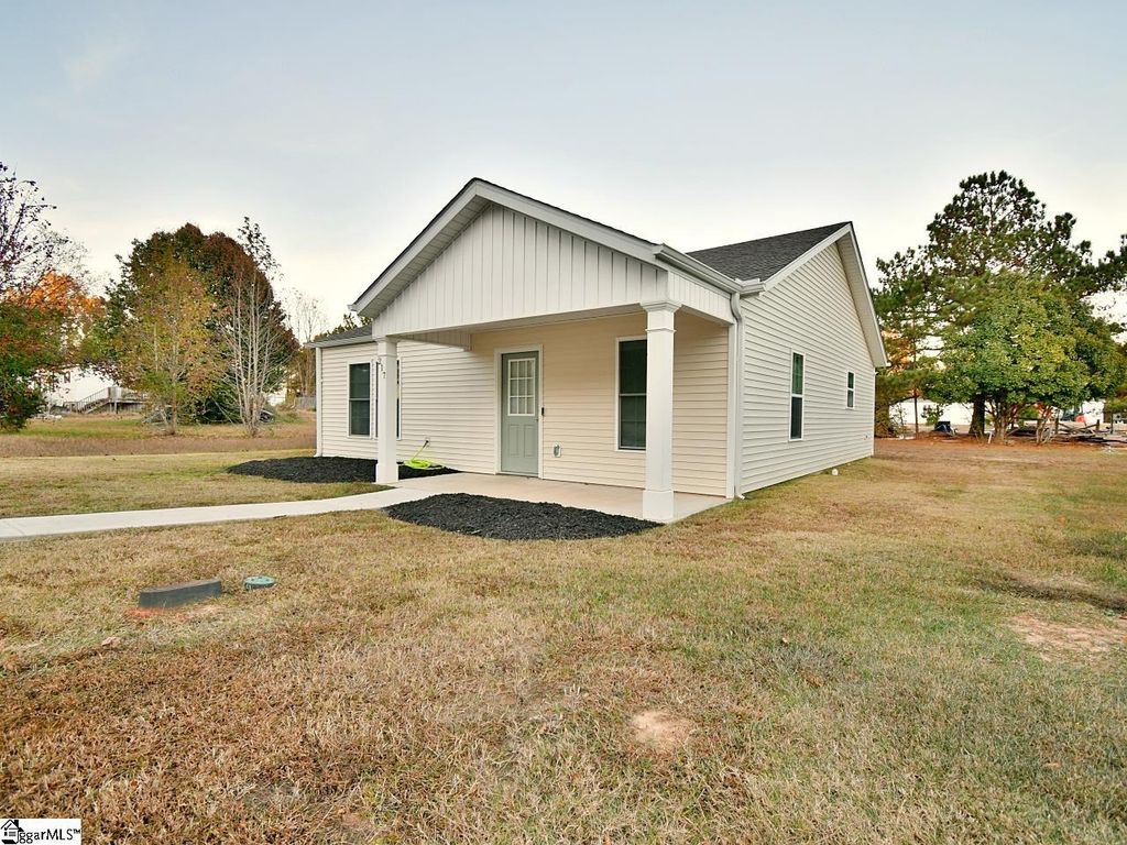217 Brandi Lane, Clinton, SC 29325