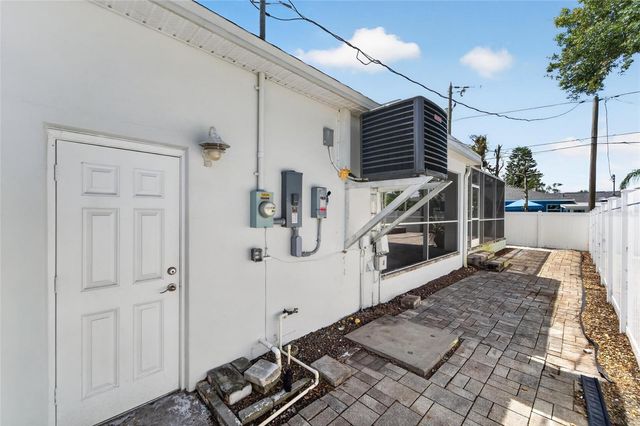 4810 DEL RIO WAY S, Gulfport, FL 33711