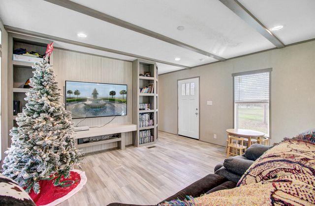 70 Orchid Court, Round O, SC 29474