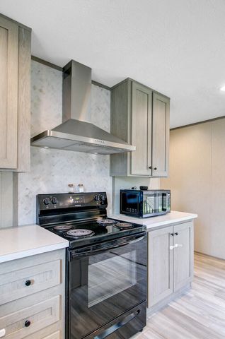 70 Orchid Court, Round O, SC 29474