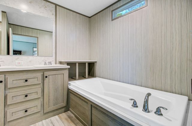 70 Orchid Court, Round O, SC 29474