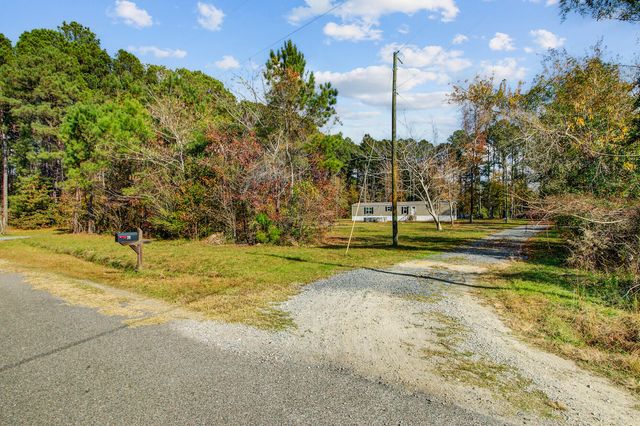 70 Orchid Court, Round O, SC 29474