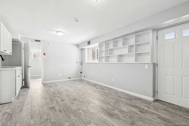 17 Laurie Road, Brentwood, NY 11717