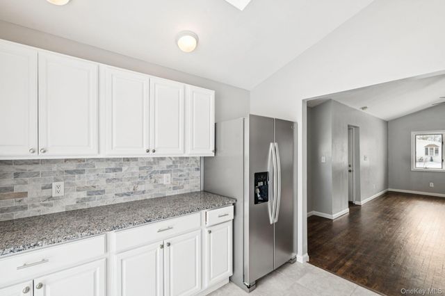 17 Laurie Road, Brentwood, NY 11717