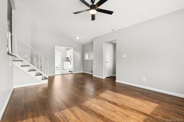 17 Laurie Road, Brentwood, NY 11717