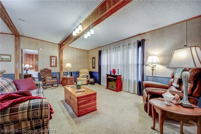 1517 N Flat Rock Drive, Van Buren, AR 72956