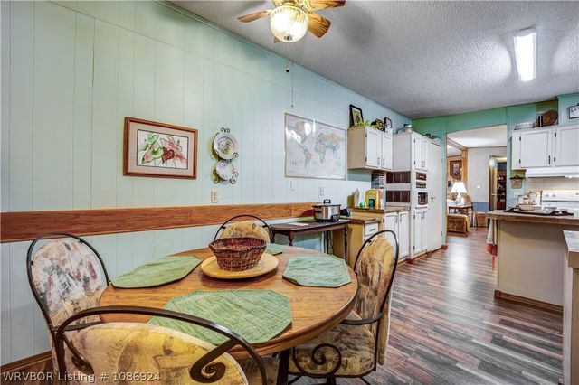 1517 N Flat Rock Drive, Van Buren, AR 72956