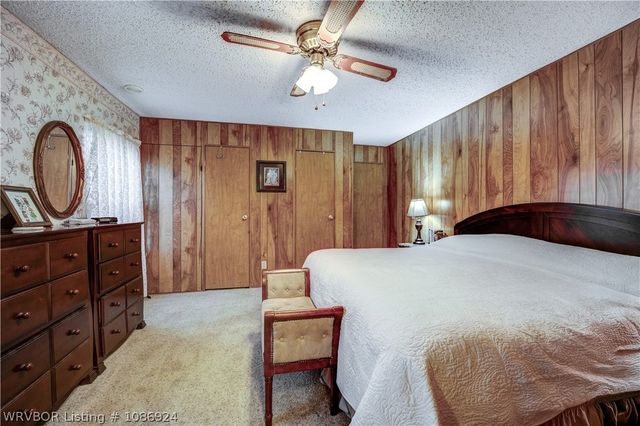 1517 N Flat Rock Drive, Van Buren, AR 72956