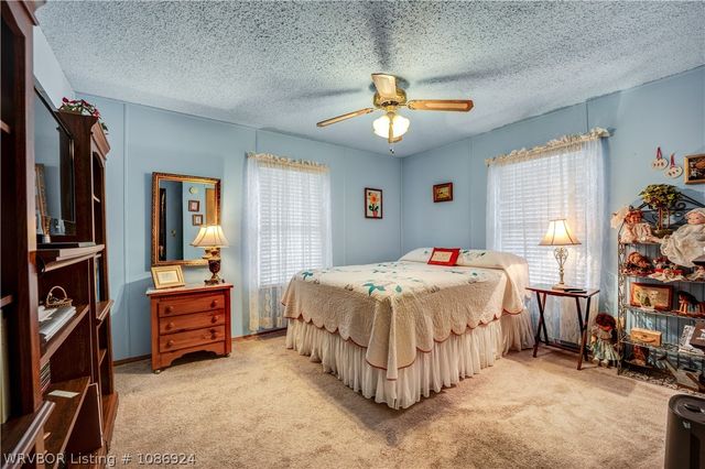 1517 N Flat Rock Drive, Van Buren, AR 72956