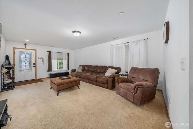 1926 Homan Avenue, Dupont, WA 98327