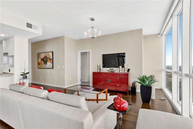 3325 Piedmont NE Road 2601, Atlanta, GA 30305