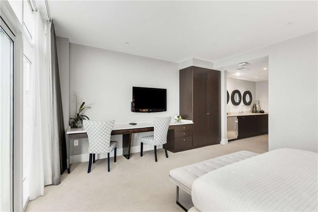 3325 Piedmont NE Road 2601, Atlanta, GA 30305