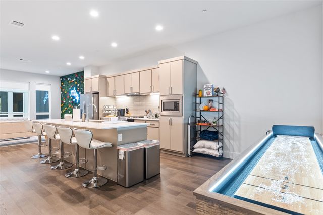 1771 Mccoy Street 202, Dallas, TX 75204