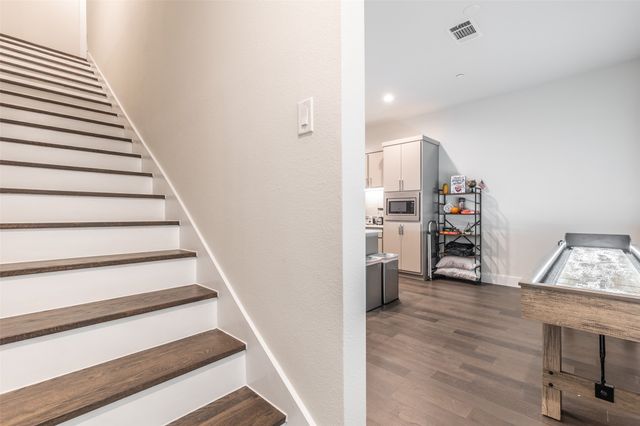 1771 Mccoy Street 202, Dallas, TX 75204
