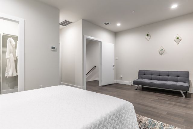 1771 Mccoy Street 202, Dallas, TX 75204
