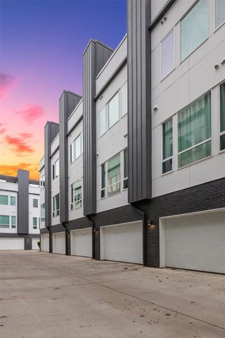 1771 Mccoy Street 202, Dallas, TX 75204