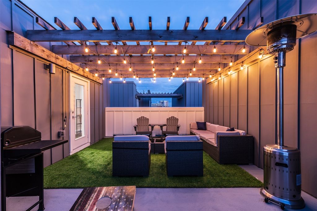 1771 Mccoy Street 202, Dallas, TX 75204
